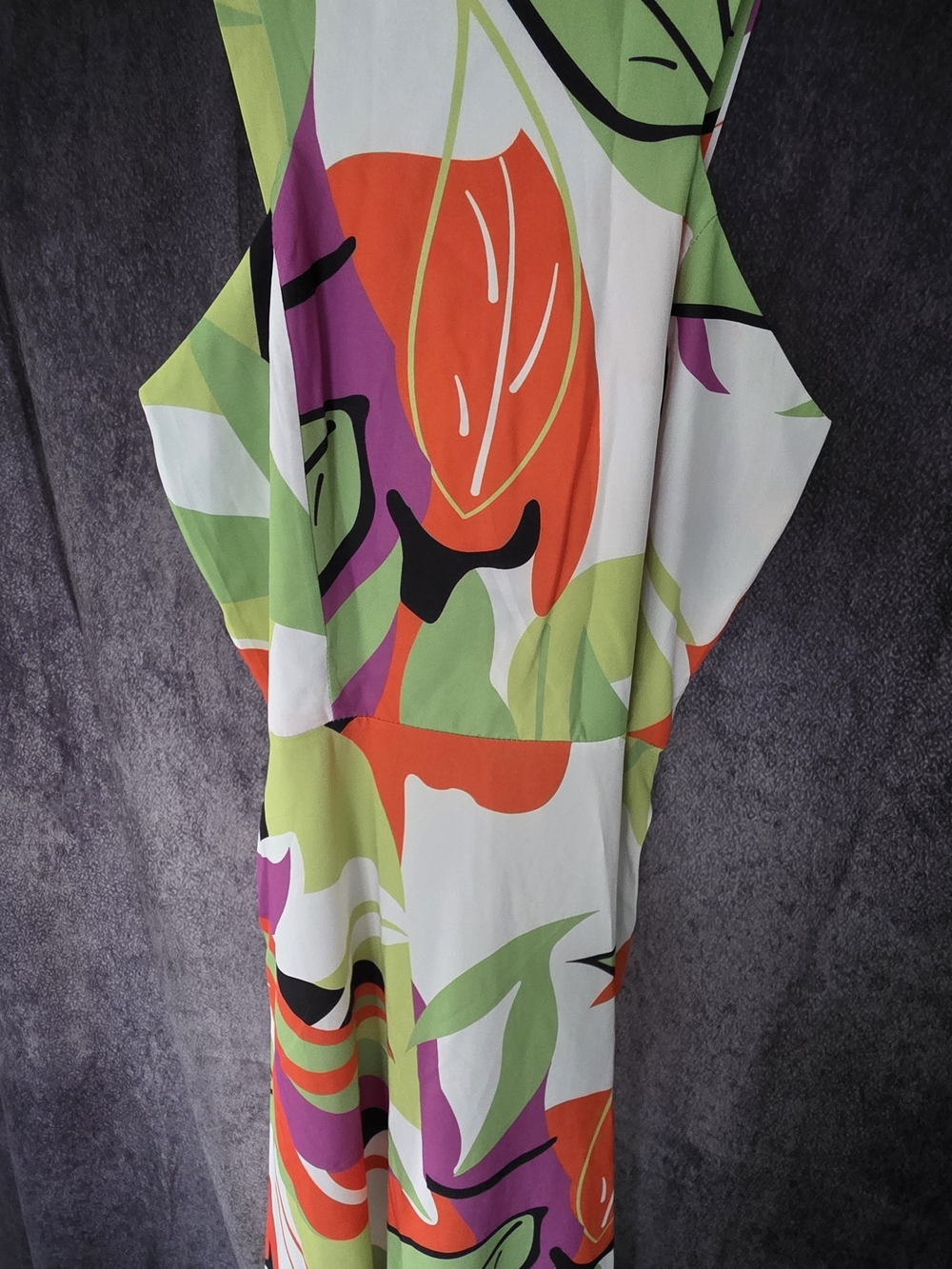 Bright Abstract Print Sleeveless Women’s Top - White/Orange/Green